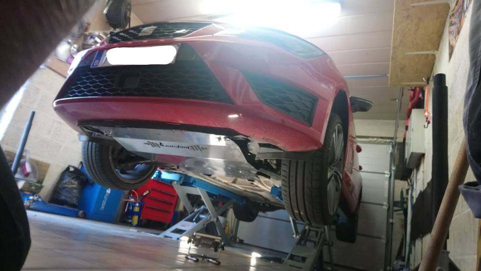 Engine Protection / Skidplate for Seat Leon 5F