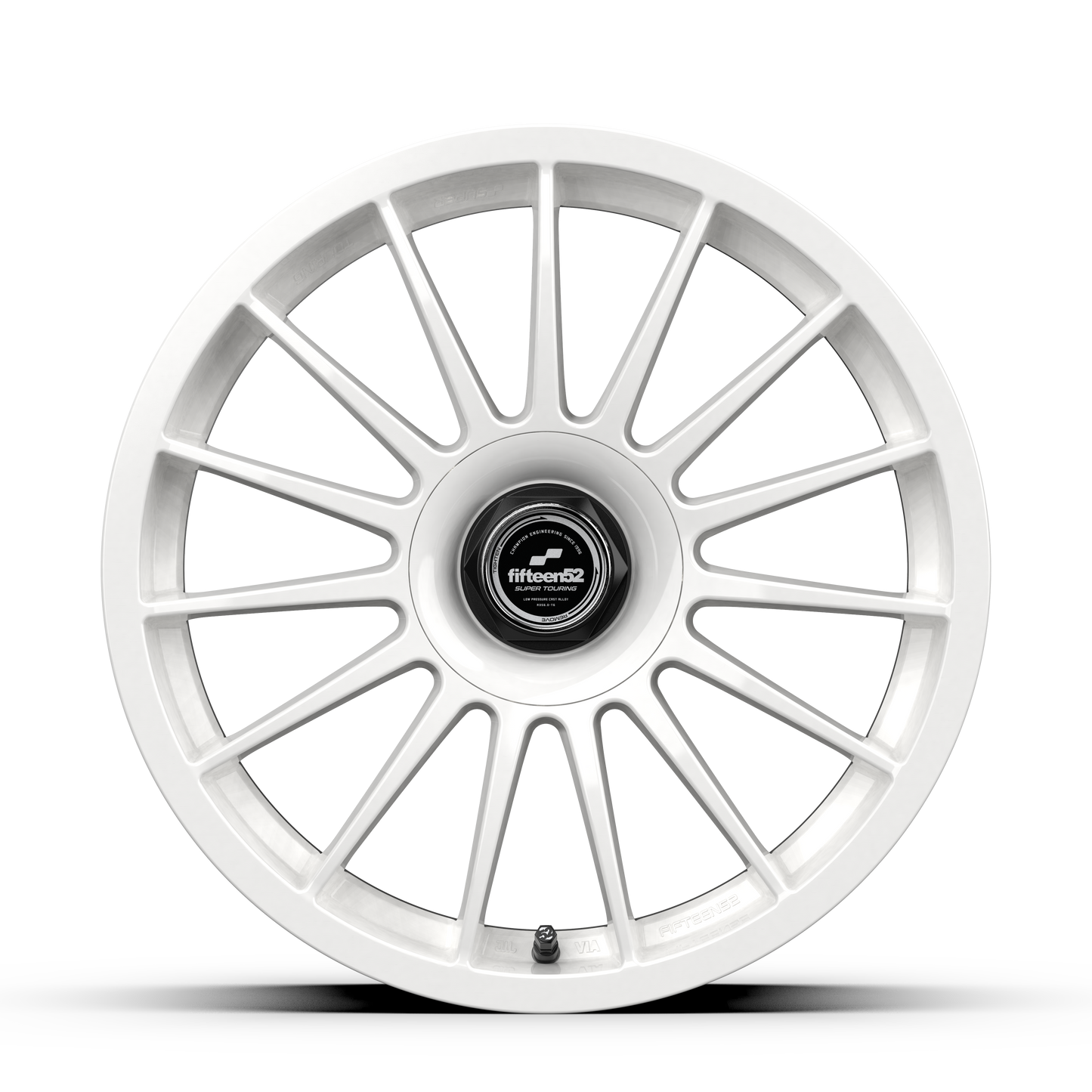 Fifteen52 Podium 17"