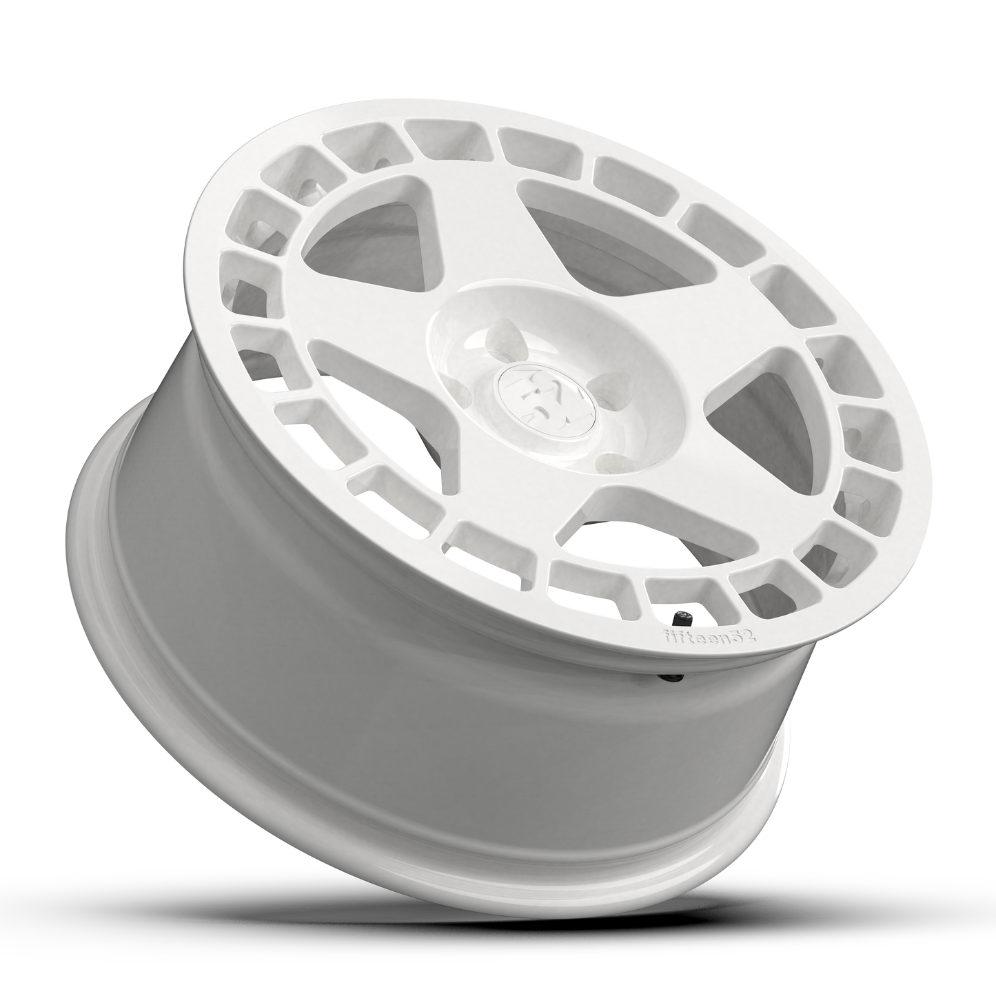Fifteen52 Turbomac 18"