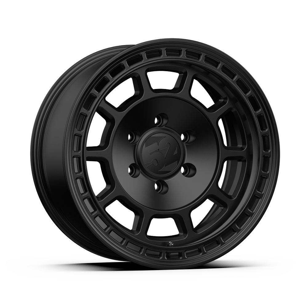 Fifteen52 Traverse HD 17" Asphalt Black