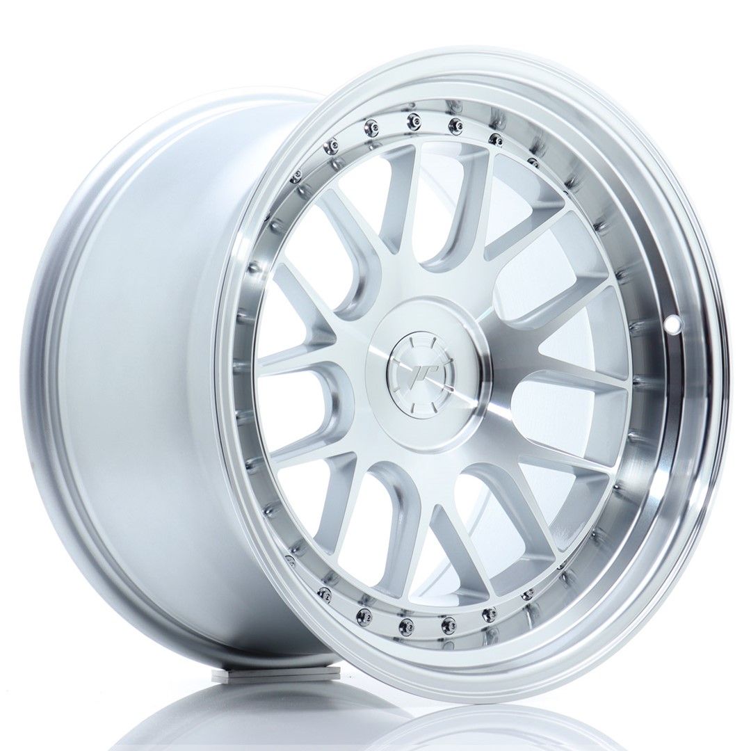 JR40 18x10.5 ET15-22 Custom PCD Zilver Bewerkt Gezicht