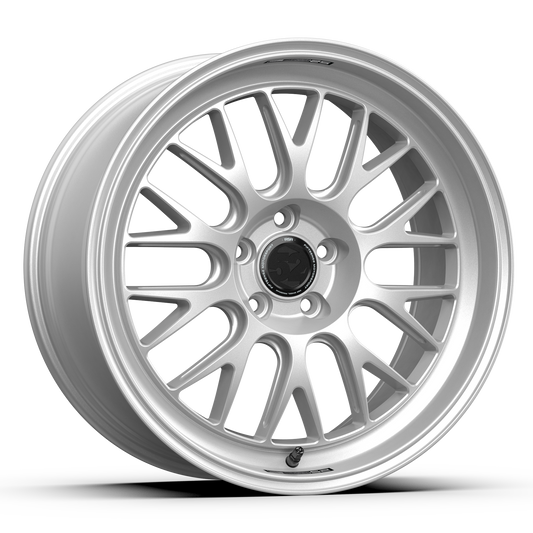 Fifteen52 Holeshot RSR 19" 9.0J Radiant Silver