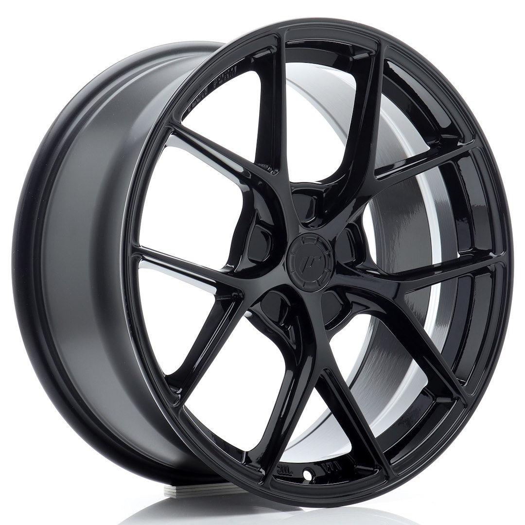 SL01 18x8 ET20-40 Custom PCD Glanzend Zwart