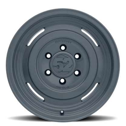 Fifteen52 Analog HD 17"