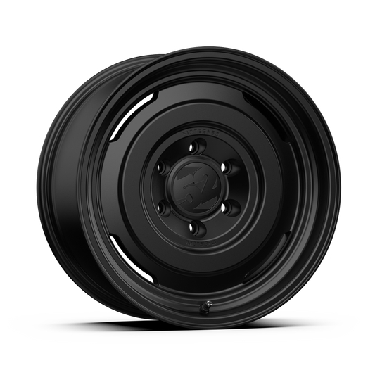 Fifteen52 Analog HD 17" Asphalt Black