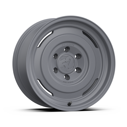 Fifteen52 Analog HD 17" Peak Grey