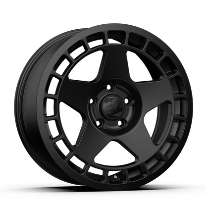 Fifteen52 Turbomac 18"