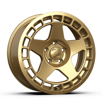 Fifteen52 Turbomac 17"