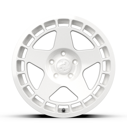Fifteen52 Turbomac 18"