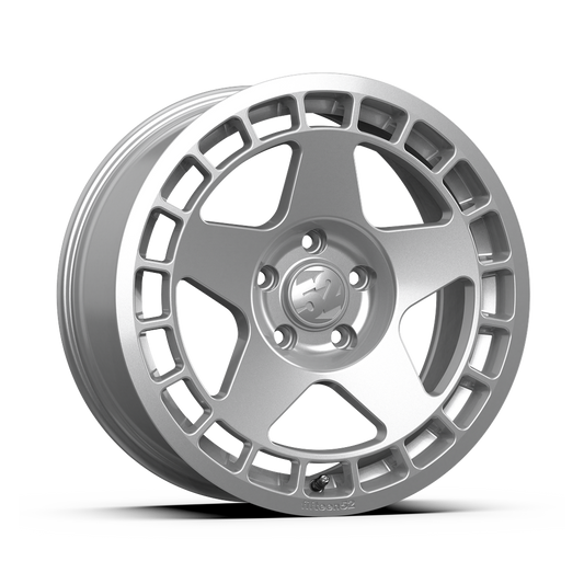 Fifteen52 Turbomac (TÜV) 18" Speed Silver